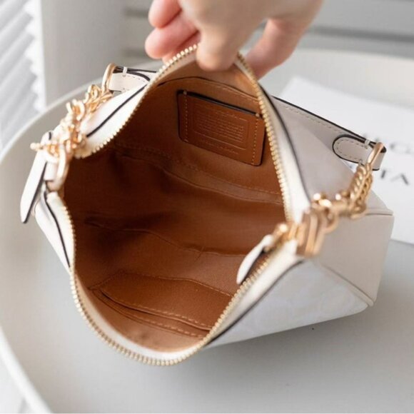 Coach Teri Shoulder Bag In Signature Canvas - Picture 6 of 6